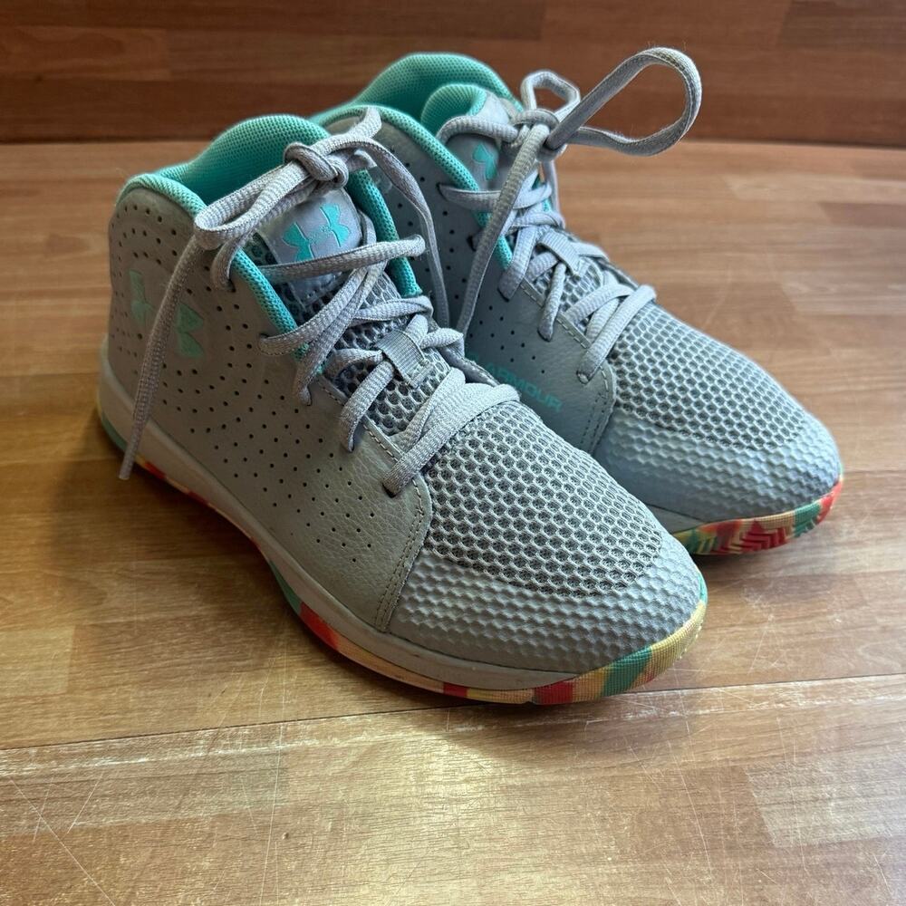 Under Armour Jet 2019 sneakers size 3